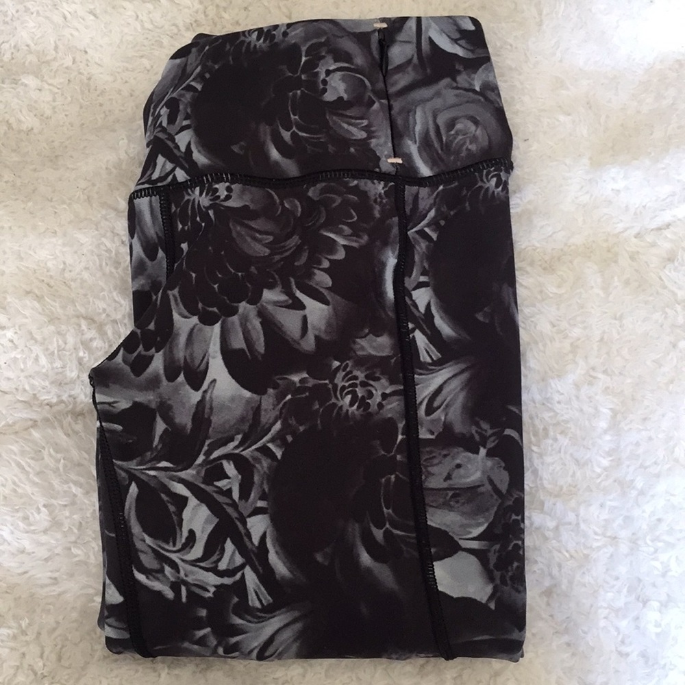 CALIA by Carrie Underwood Floral Workout Leggings